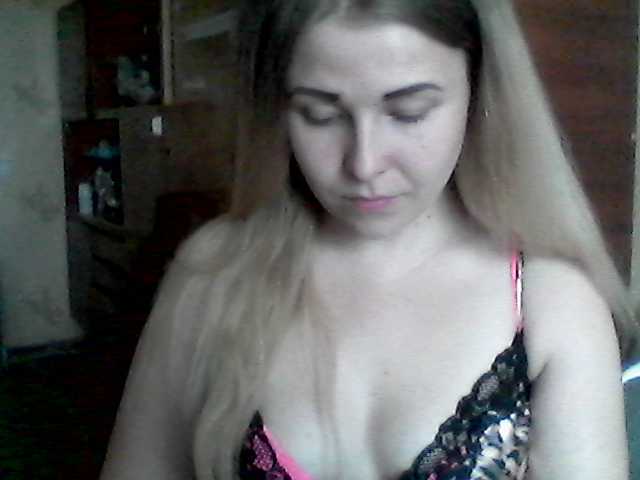 Snímky obrazovky vysielania AngelinaOGirl