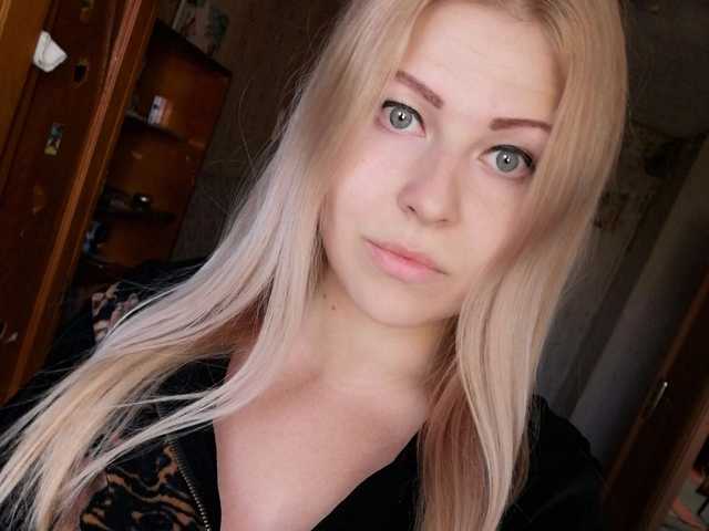 Erotický videorozhovor AngelinaOGirl