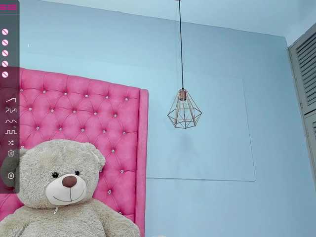 Snímky obrazovky vysielania ANGELLCUTE1