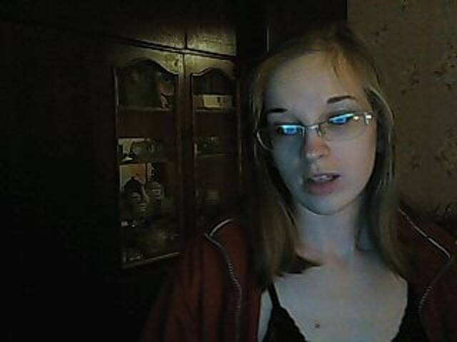 Snímky obrazovky vysielania Angelpussy1