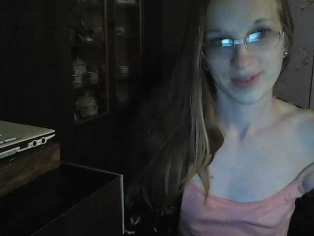 Snímky obrazovky vysielania Angelpussy1