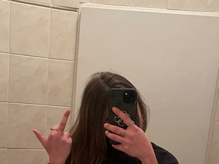 Erotický videohovor anirie_findom