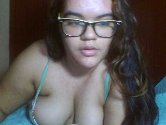 Snímky obrazovky vysielania AnitaRedd