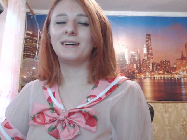 Snímky obrazovky vysielania AnitaShine