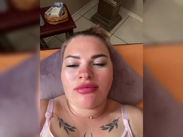 Snímky obrazovky vysielania Anna240
