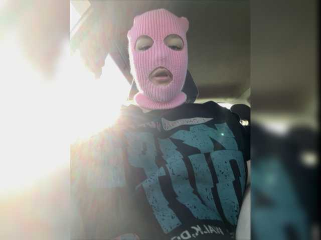 Snímky obrazovky vysielania bigass_ley