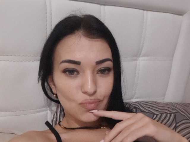 Snímky obrazovky vysielania AnneAllford