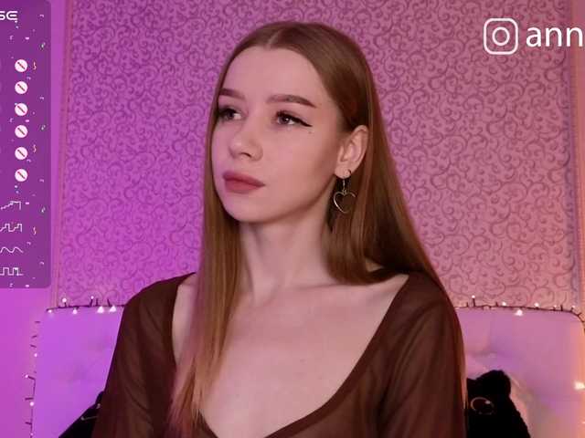 Snímky obrazovky vysielania Annelitt