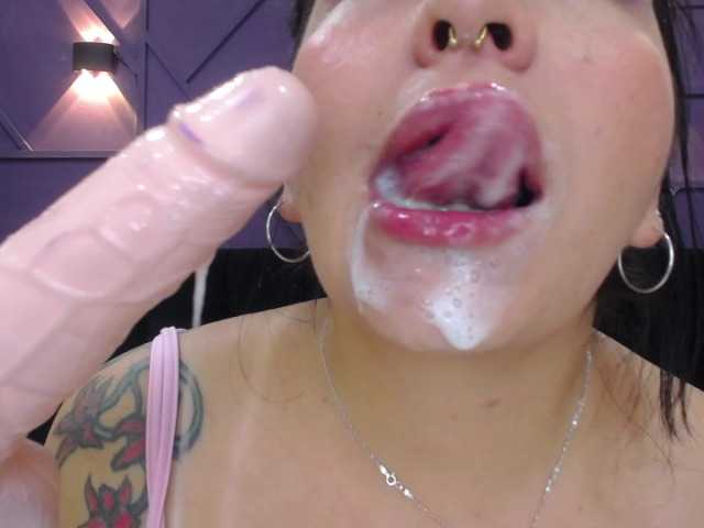 Fotografie Anniieose i want have a big orgasm, do you want help me? #spit #latina #smoke #tattoo #braces #feet #new