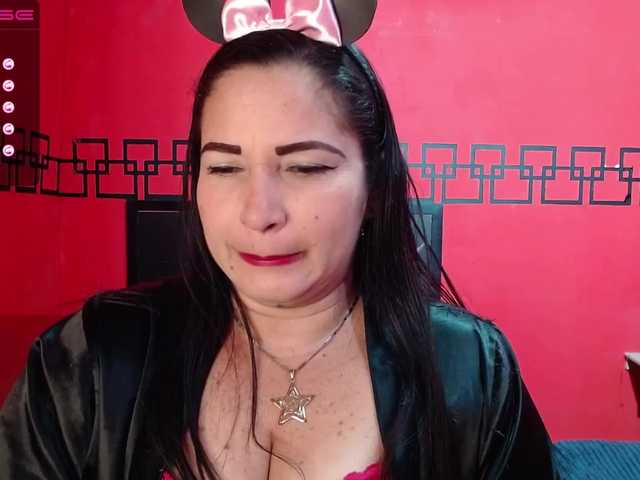 Snímky obrazovky vysielania AntoMoans