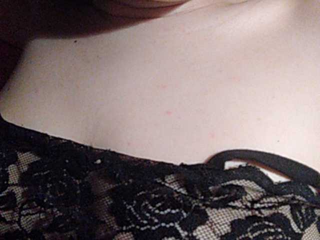 Snímky obrazovky vysielania Any2103