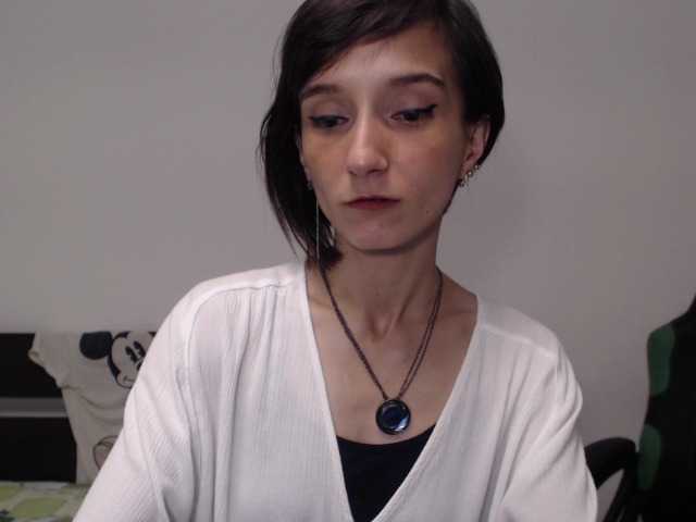 Snímky obrazovky vysielania Anya-sax