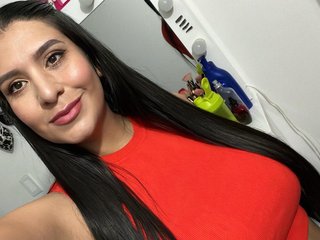 Erotický videohovor ariana-sexy-horny