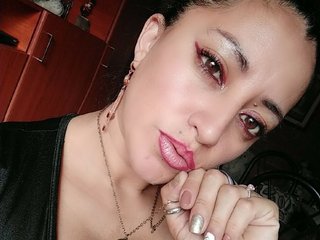 Erotický videohovor Aries-arial