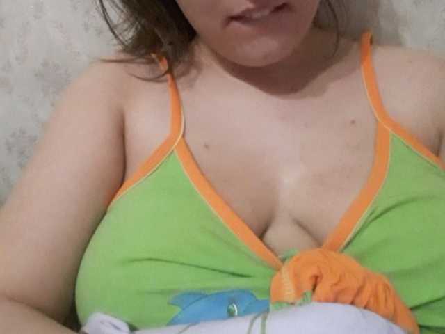 Snímky obrazovky vysielania Virgin_pussy