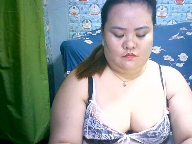 Fotografie Asianlyn welcome to my room : try me worth every cent's :) #bigboobs #bigass #pinay #bbw