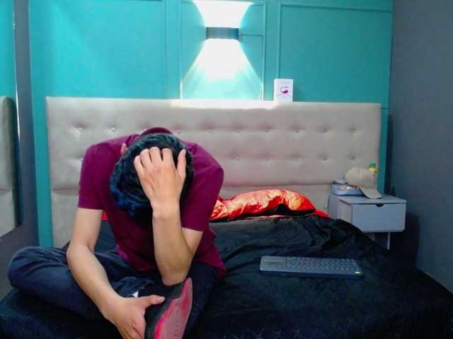 Snímky obrazovky vysielania Asmodeolilith