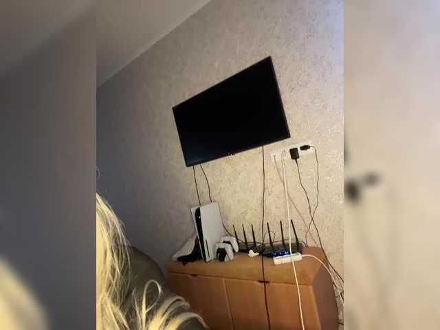 Snímky obrazovky vysielania AsyaSamka
