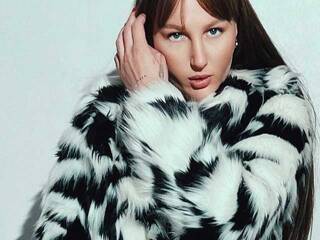 Erotický videohovor AtanaWillis