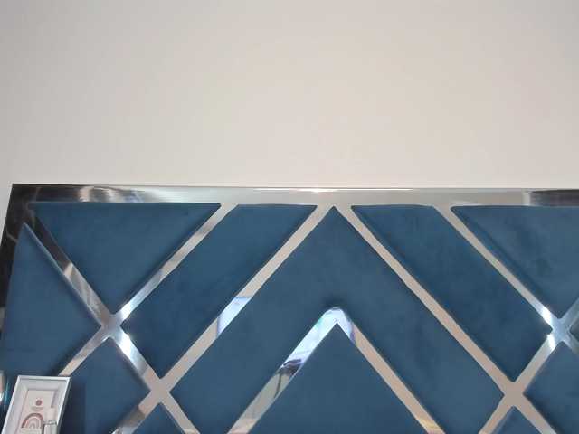 Snímky obrazovky vysielania Aurora-Collin