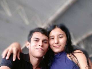 Erotický videohovor AxelAndSheri