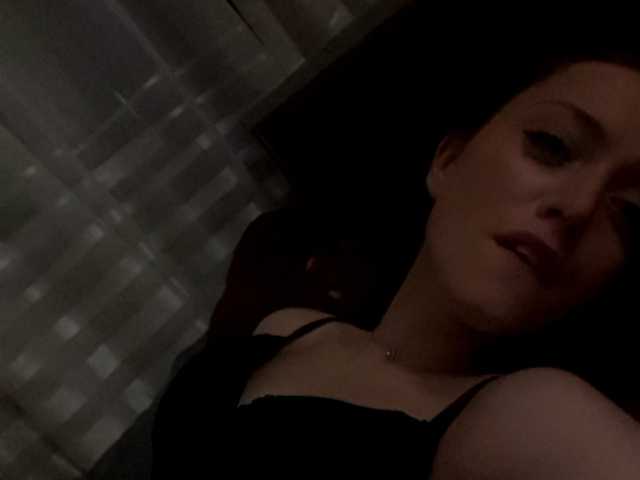 Snímky obrazovky vysielania b1ToorBoPussy