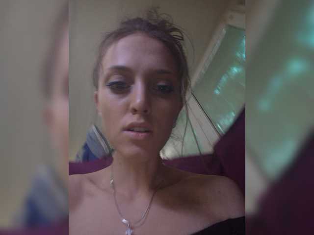 Snímky obrazovky vysielania b1ToorBoPussy