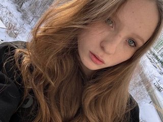 Erotický videohovor b4by-Emilia