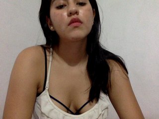 Fotografie babyaleja Babyaleja's room - Im alone and horny, -300 tips to cum- do u wanna play with me? #sexy #18 #asian #hairy #bigboobs