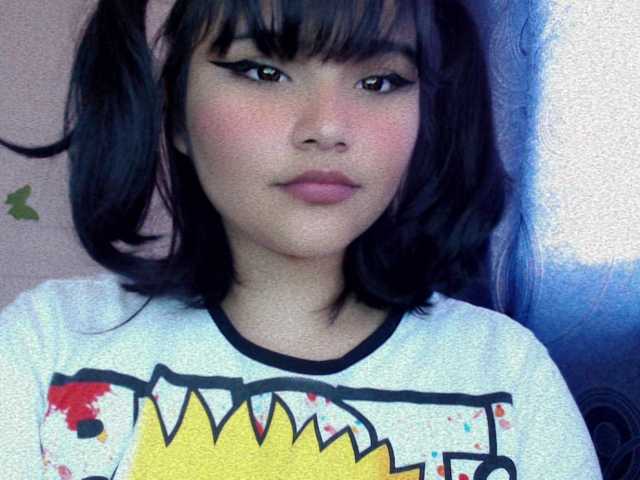 Snímky obrazovky vysielania BabyAsianX0