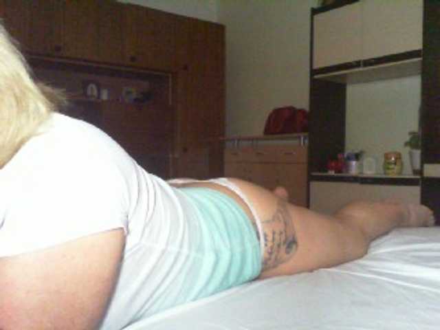 Snímky obrazovky vysielania BabyBBB