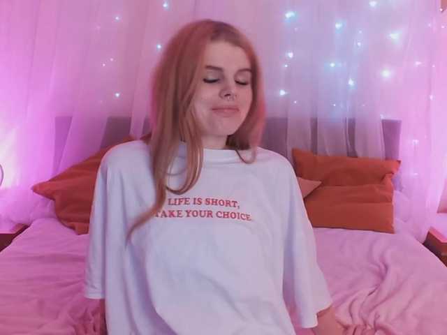 Snímky obrazovky vysielania BabylynnAdams