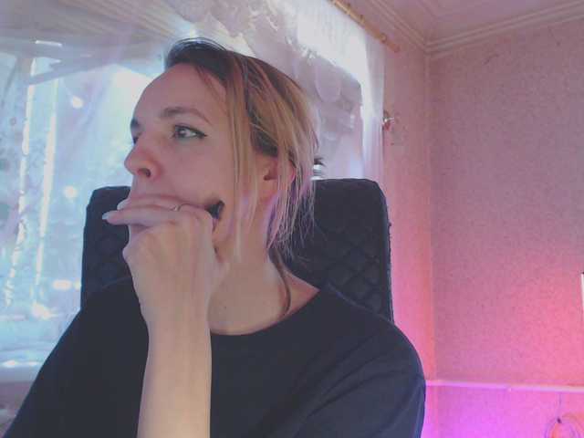 Snímky obrazovky vysielania Babymuro4ka