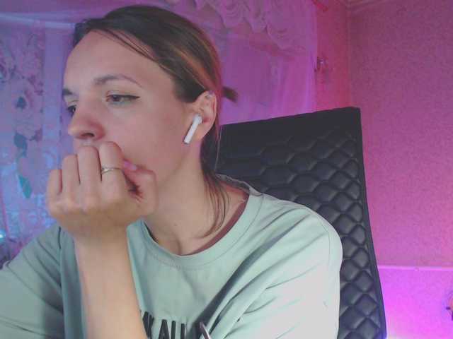 Snímky obrazovky vysielania Babymuro4ka