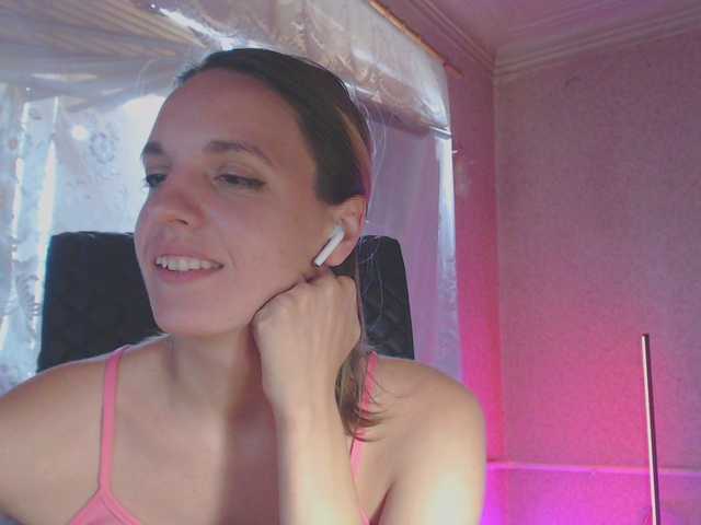 Snímky obrazovky vysielania Babymuro4ka