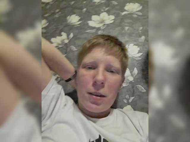 Snímky obrazovky vysielania Babyyys