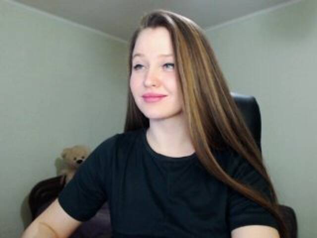 Snímky obrazovky vysielania _YoungGirl_