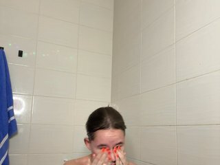 Erotický videohovor Bamb1-boobs