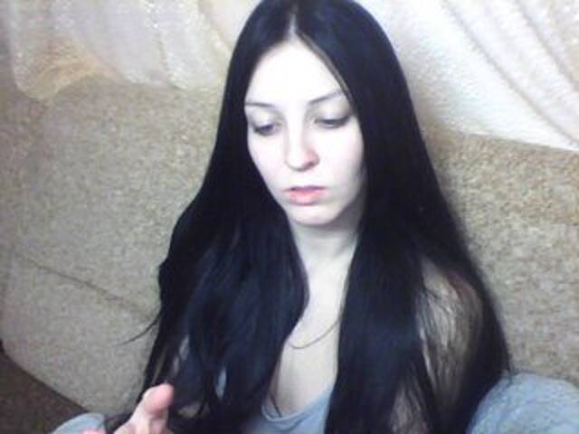 Snímky obrazovky vysielania Milaya_Mila