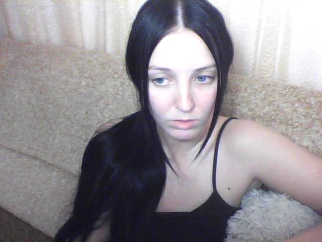 Snímky obrazovky vysielania Milaya_Mila