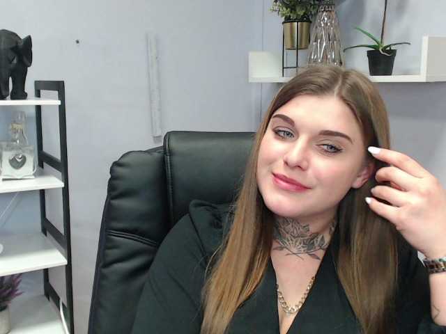 Snímky obrazovky vysielania BeautySadie