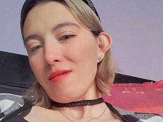 Erotický videohovor BelinhaCoutinho