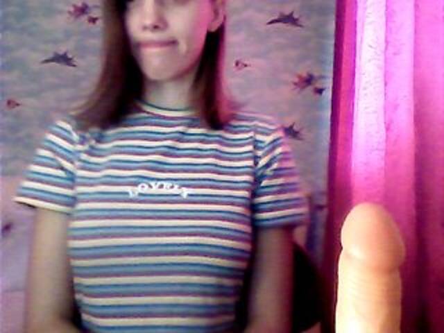 Snímky obrazovky vysielania BellaRaim