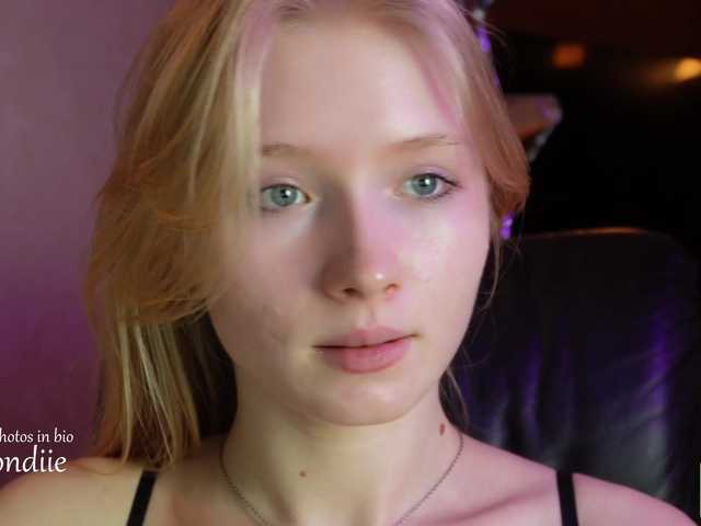 Snímky obrazovky vysielania Bestblondie