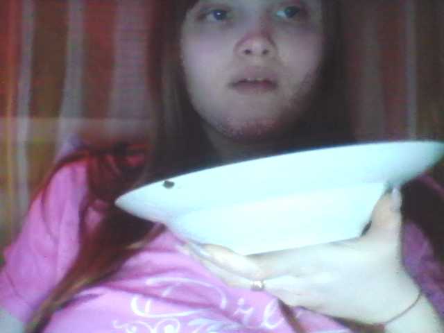 Snímky obrazovky vysielania BethDolly