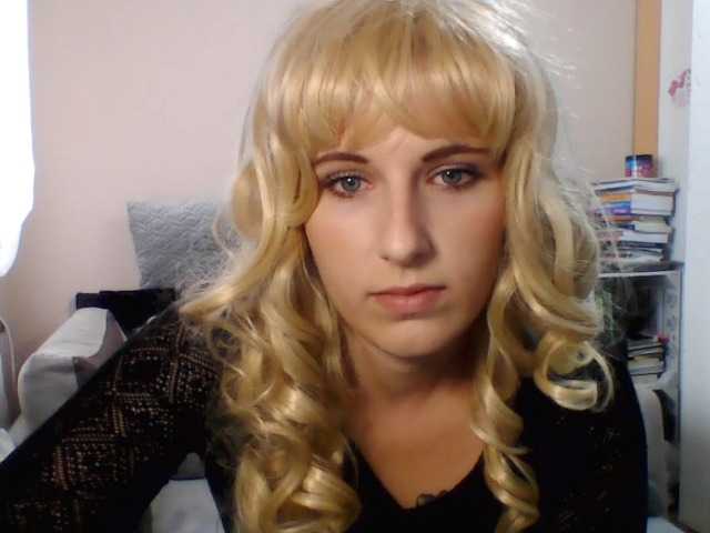 Snímky obrazovky vysielania BettySecret