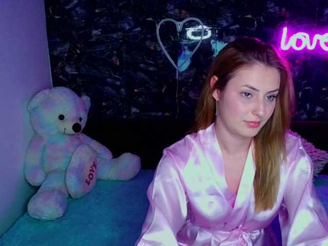 Snímky obrazovky vysielania bettyy23