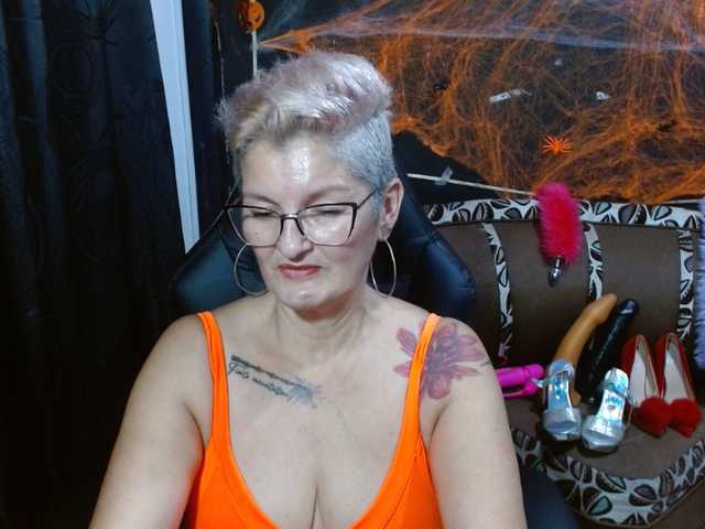 Fotografie bety-cum2 Do we play until you try all my juices?
