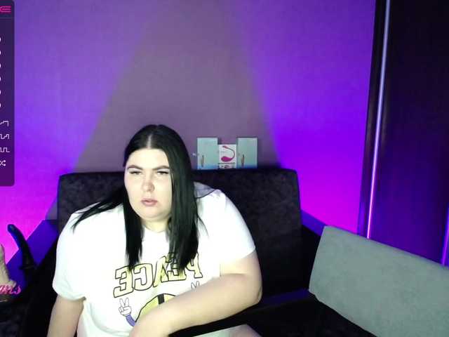 Snímky obrazovky vysielania BigLesbians