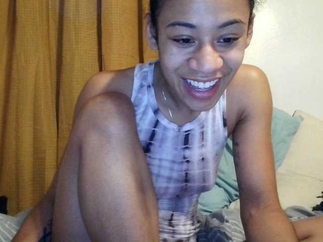 Snímky obrazovky vysielania bitemejoy